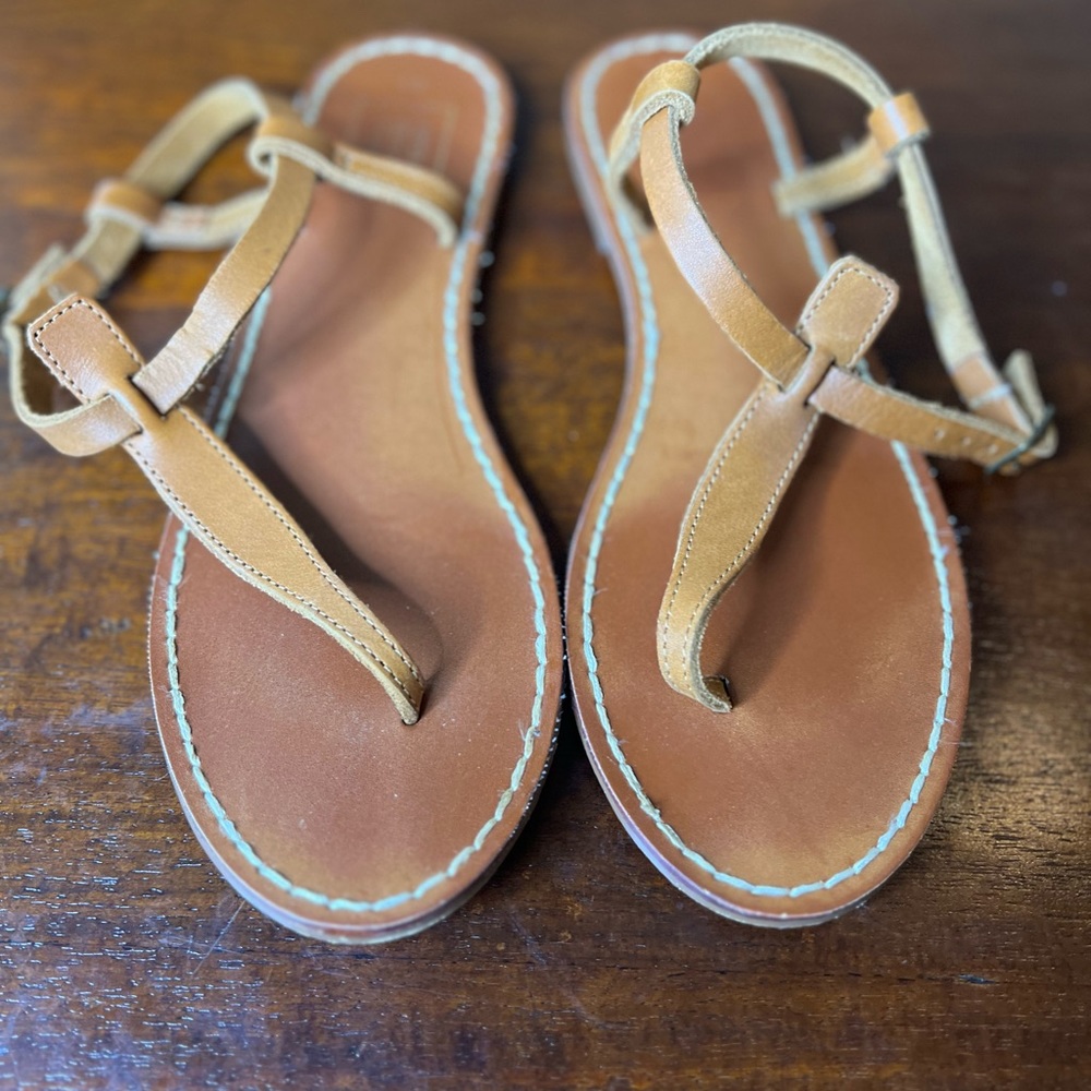 GAP Shoes - Gap T-Strap Brown Leather Thong Sandals